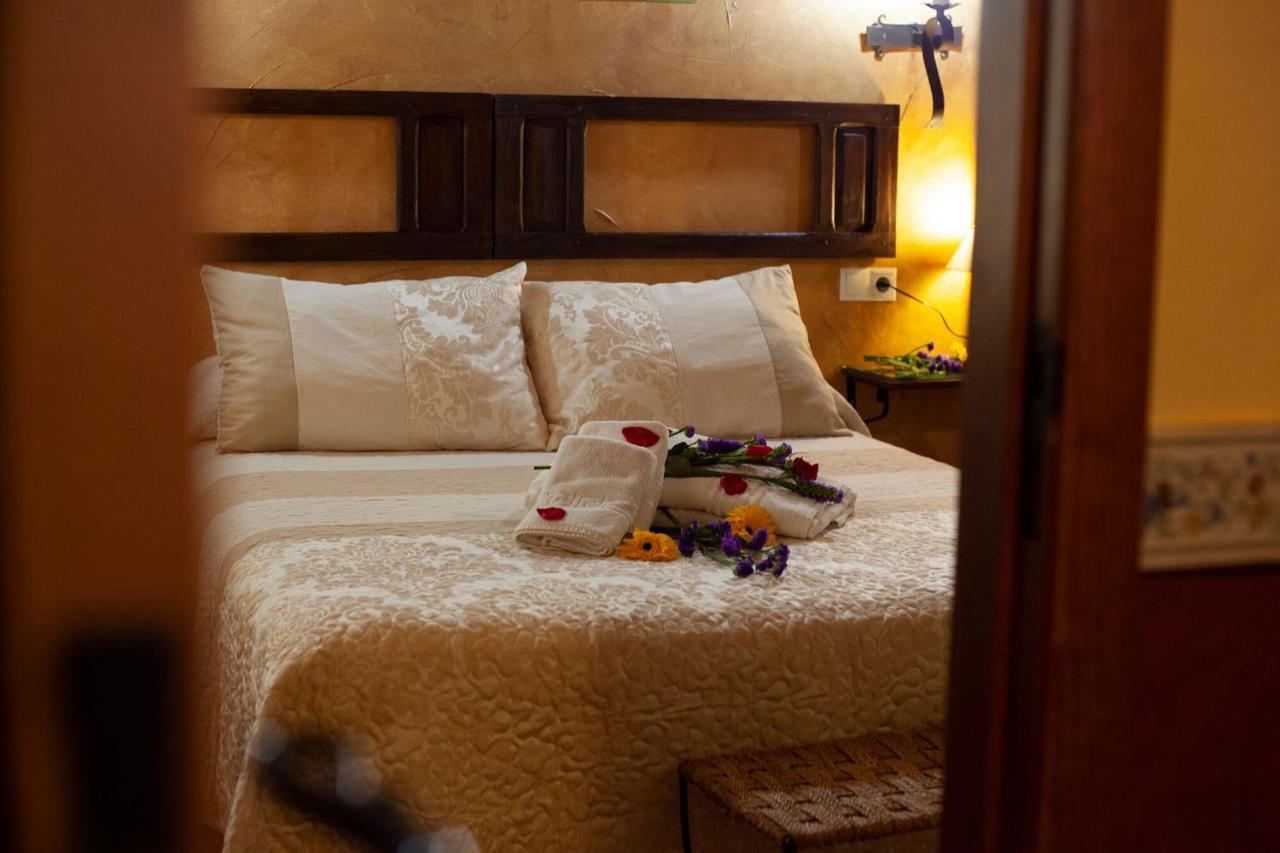Apartamentos La Suerte Hinojares Екстер'єр фото