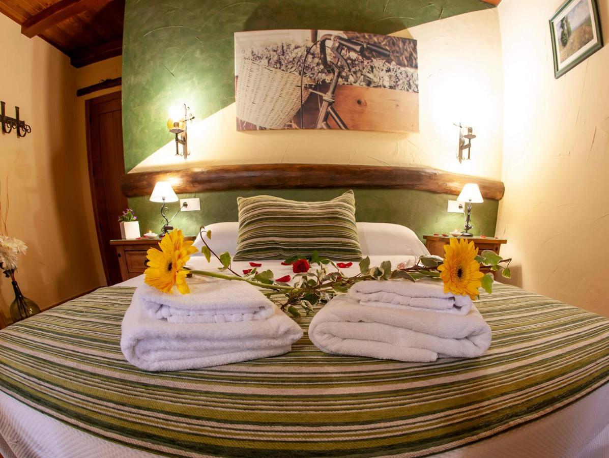 Apartamentos La Suerte Hinojares Екстер'єр фото